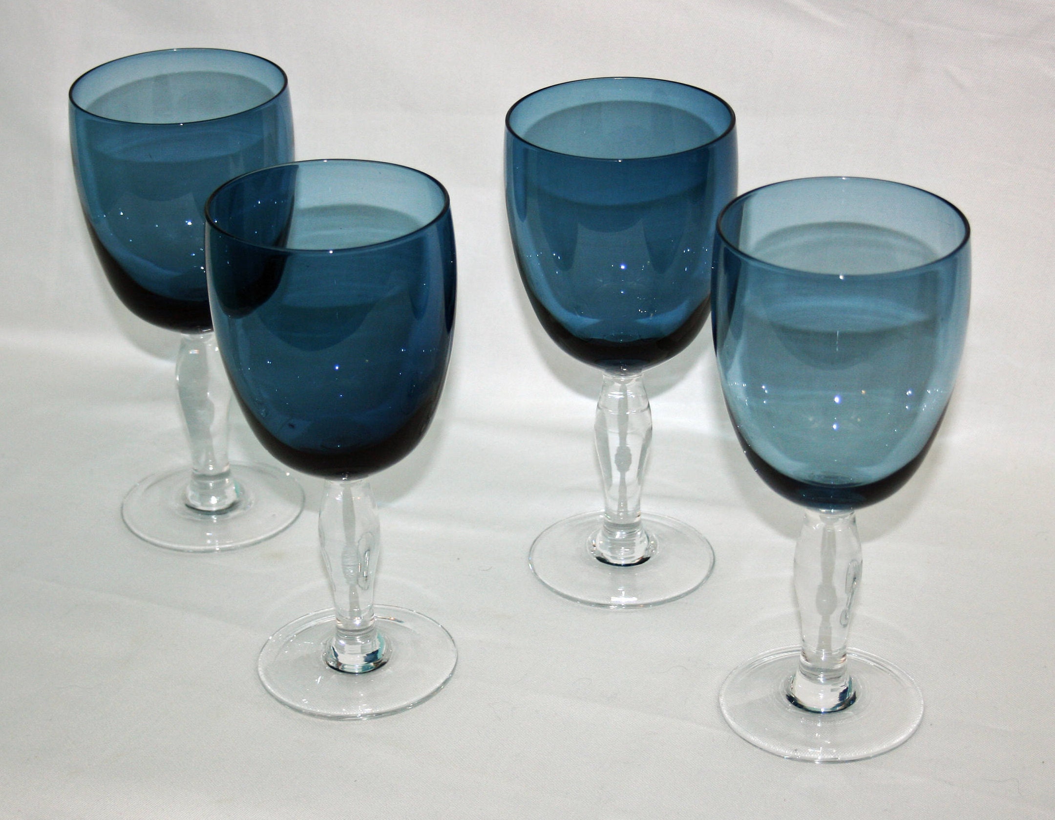 Vintage Blue Tinted Clear Stemmed Wine Goblets wine glasses Water