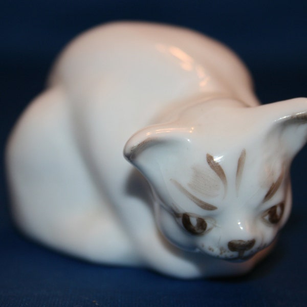 VINTAGE Coalport Cat Figurine Made in England circa 1960 Hand Painted Fine Bone China Porcelain Figure Knick Knack