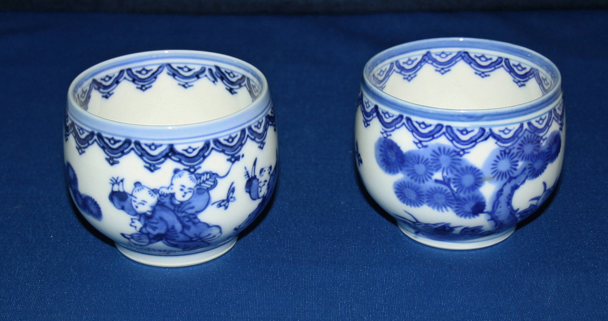 Vintage Chinese Porcelain Blue and White Teacups Oriental ...