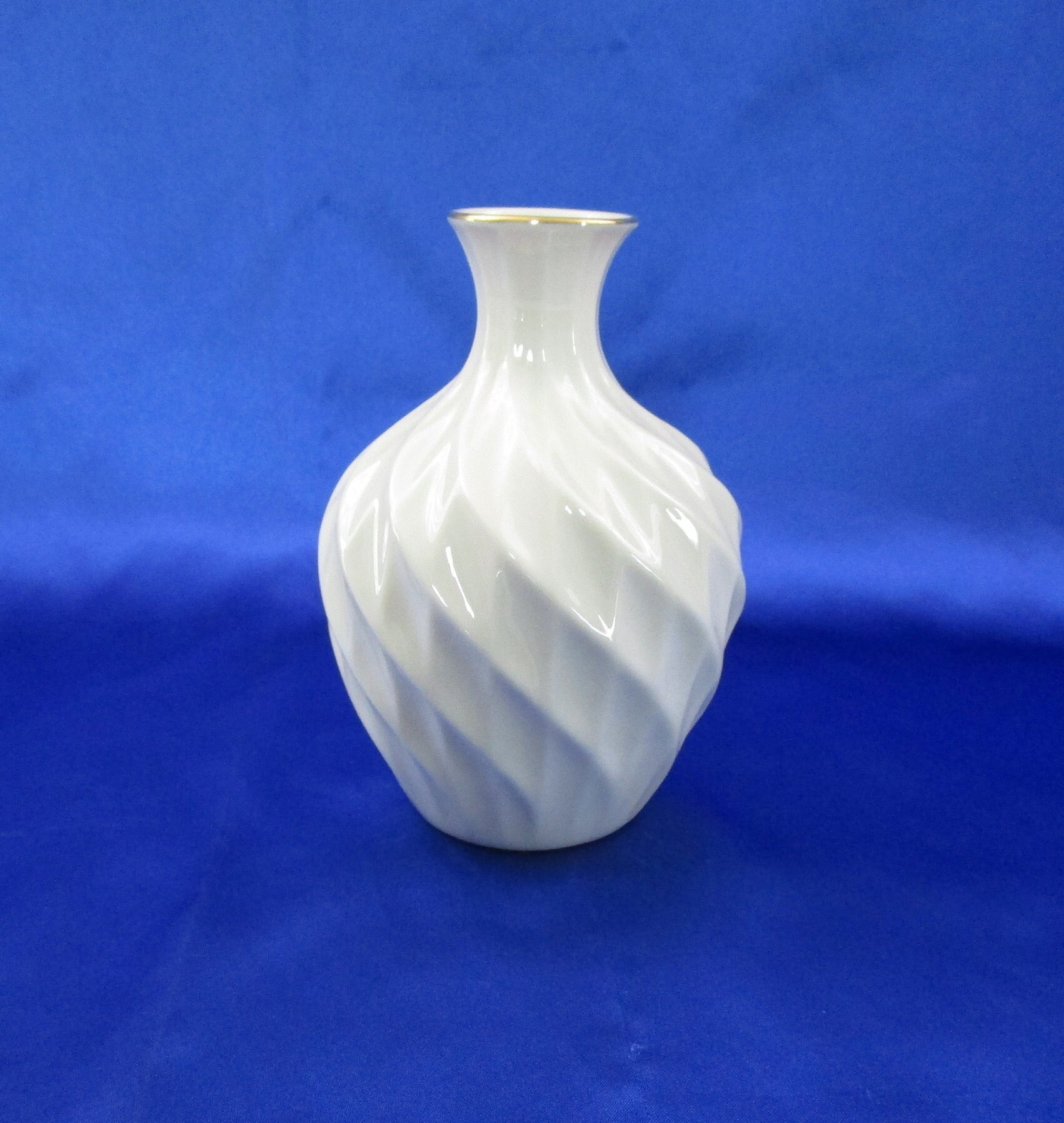 Vintage Lenox Bud Vase China Richmond Pattern 24K Gold Trim Flower Vase