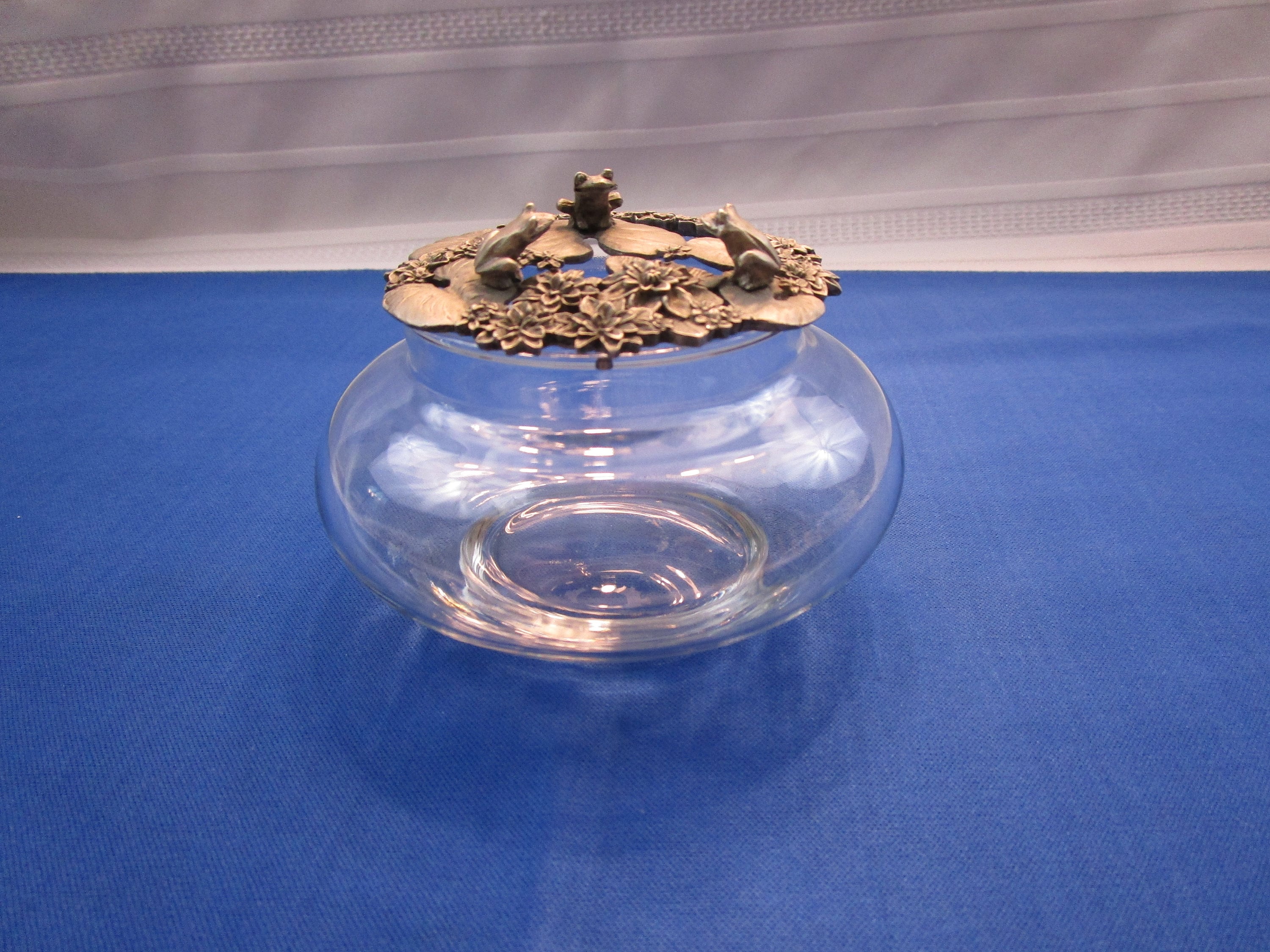 Vintage Potpourri Jar with Rawcliffe Lilly Pad and Frog Pewter Lid Home