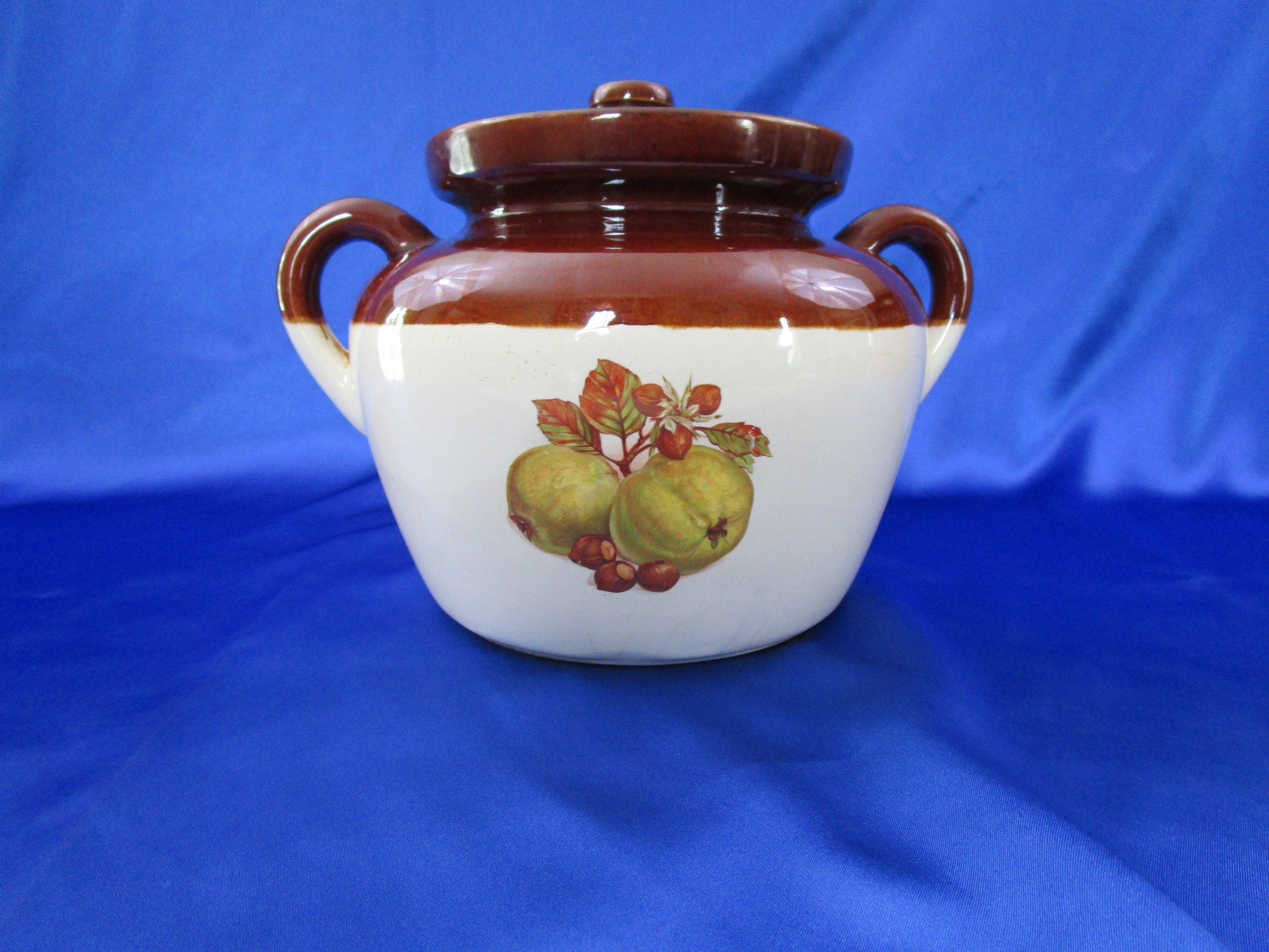 Vintage McCoy 2 Quart Stoneware Bean Pot with Original Lid Autumn