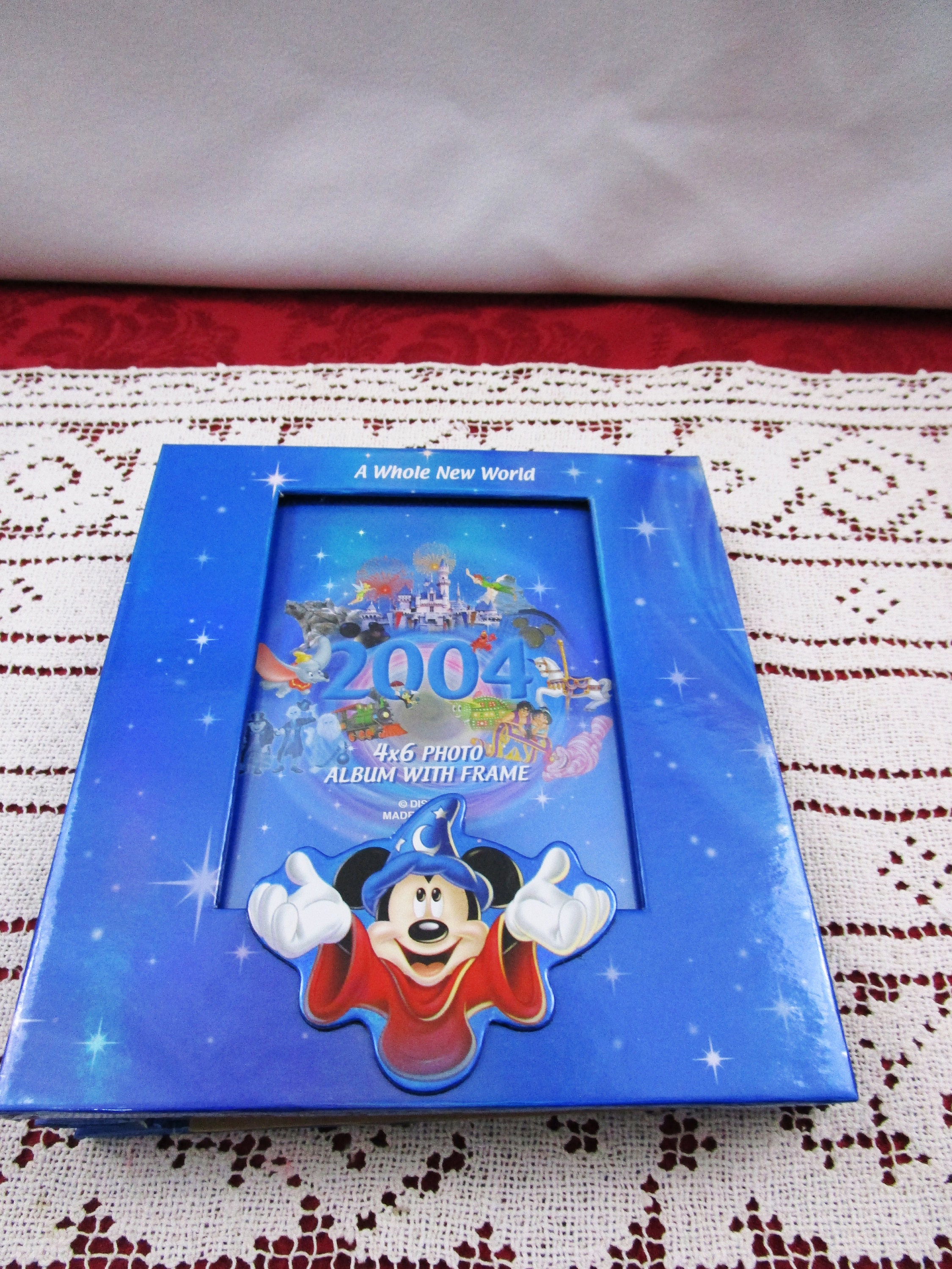 Mickey Mouse Disney Photo Album, Holds 32, 4x6 Photos, NEW SEALED