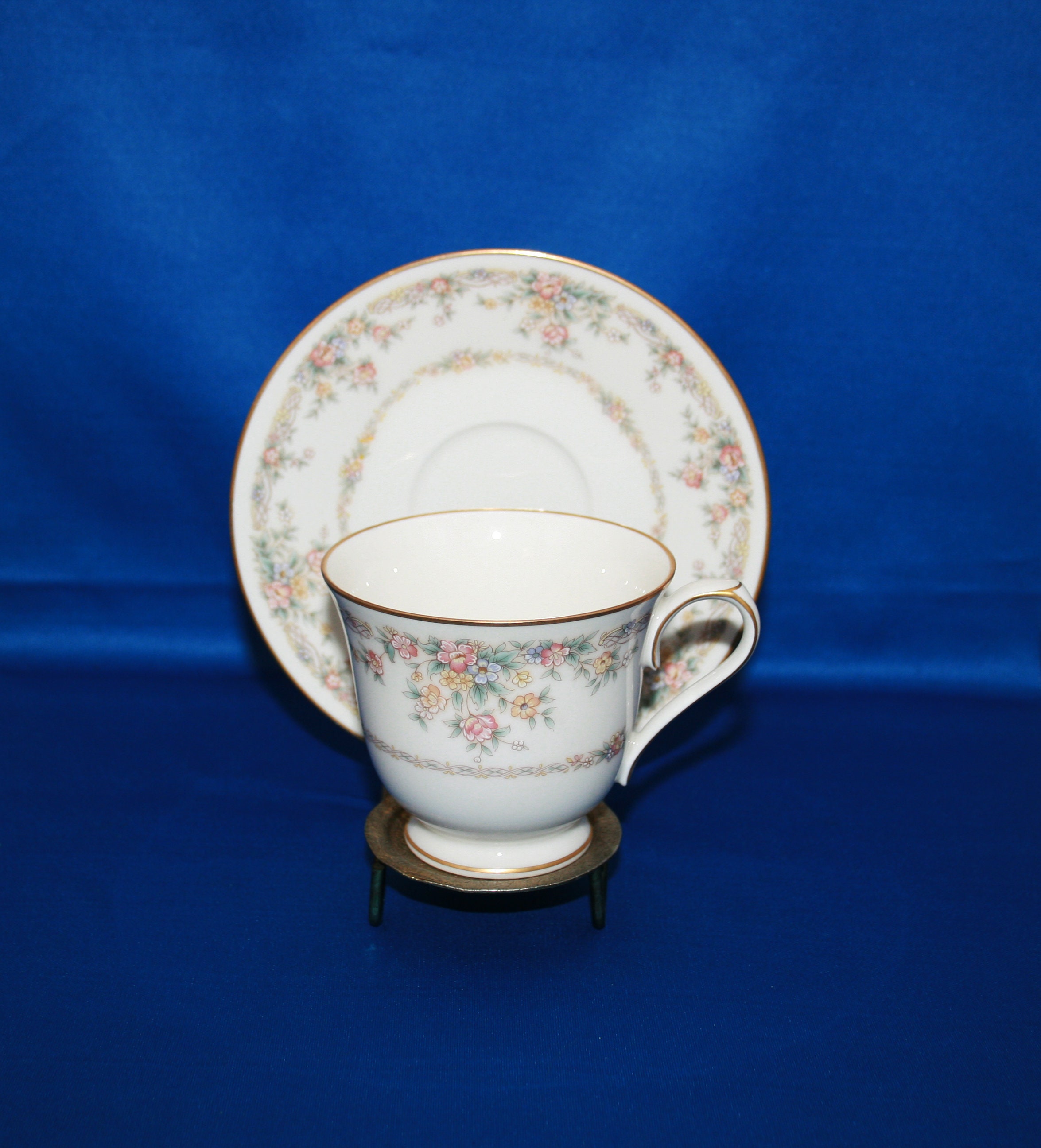 Vintage Teacup and Saucer Noritake China Gallery Pattern 7246 Made in