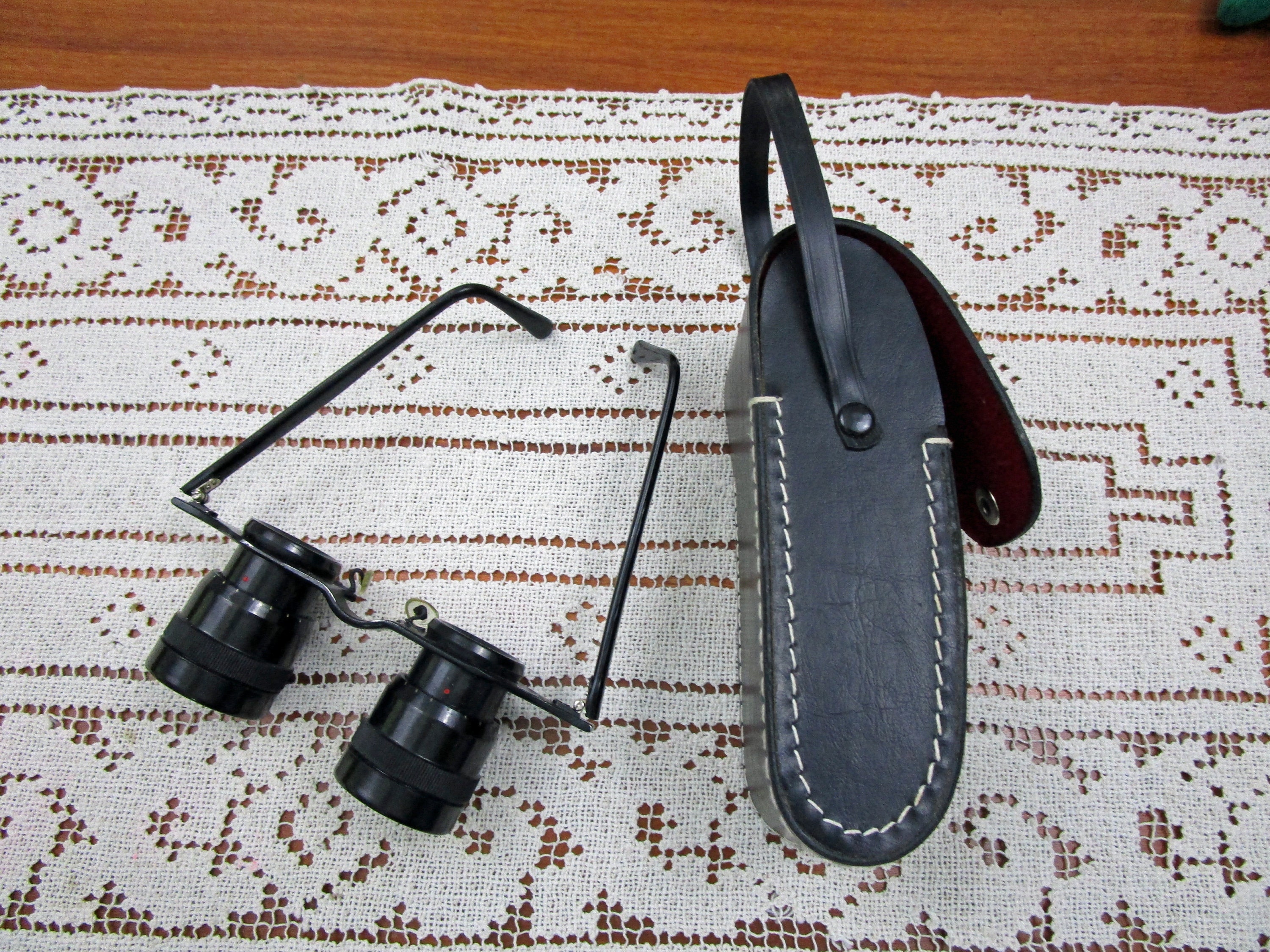 Vintage SELSI SPOTIERE 2.8 X 28 Coated Binoculars with Case Opera Glasses Model Sport Steampunk