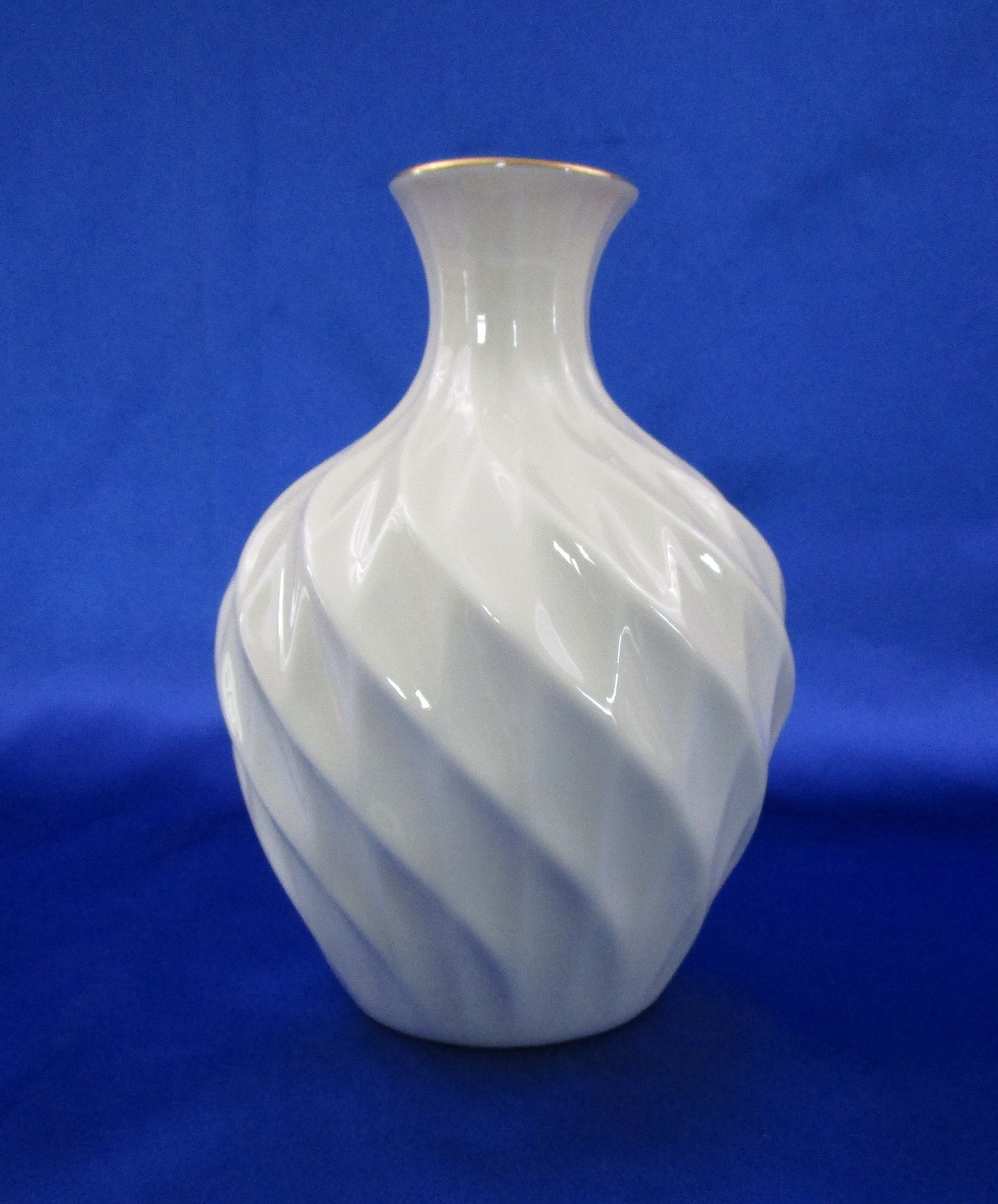 Vintage Lenox Bud Vase China Richmond Pattern 24K Gold Trim Flower Vase