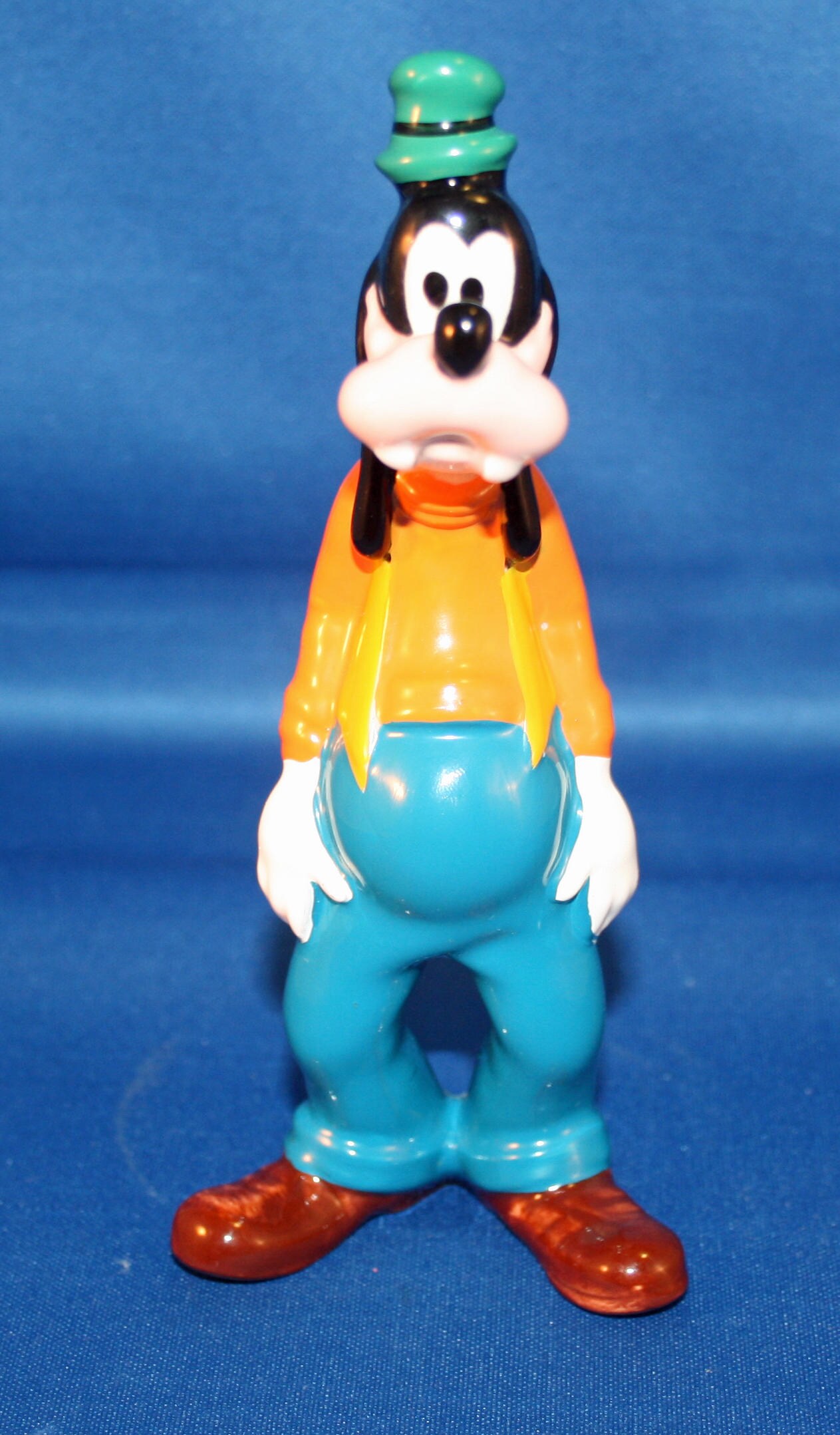 porcelain disney figurines japan