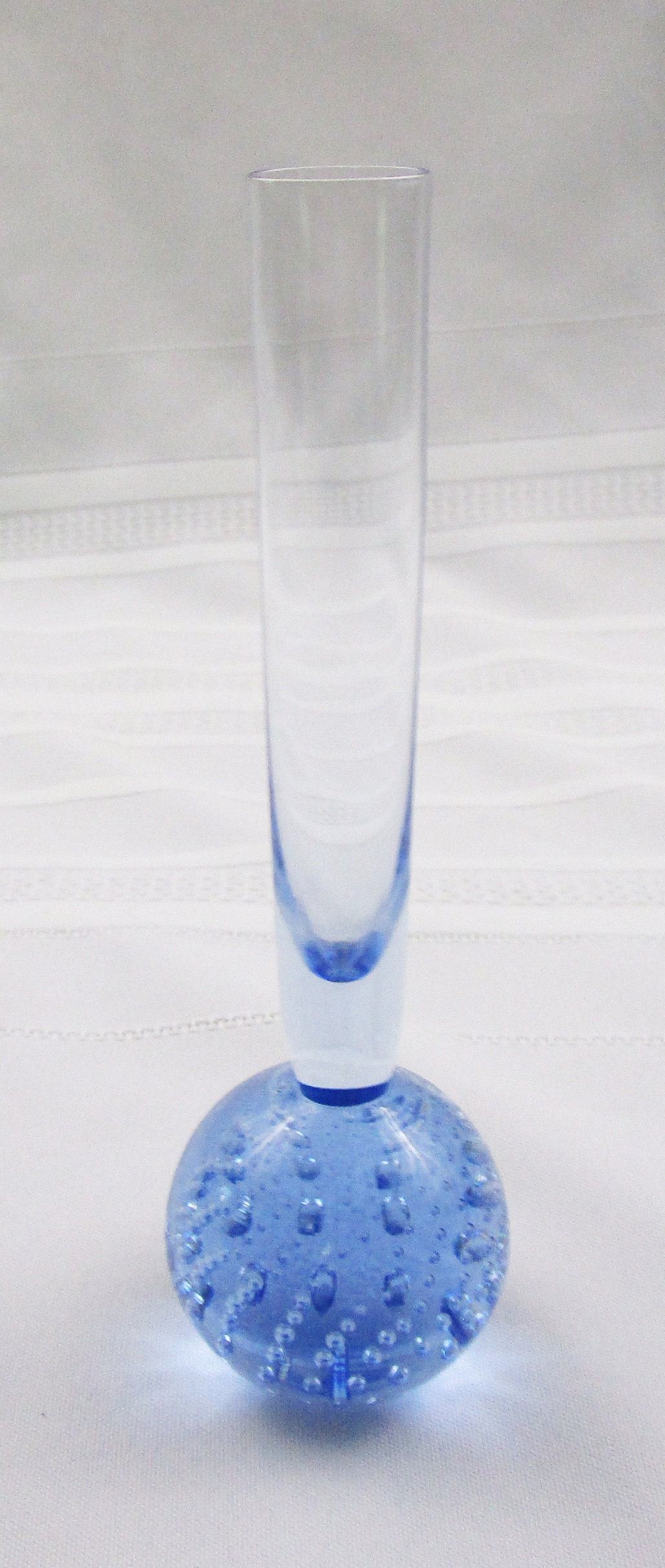 Vintage Bud Vase Handmade Blown Controlled Bubble Blue Art Glass Bud