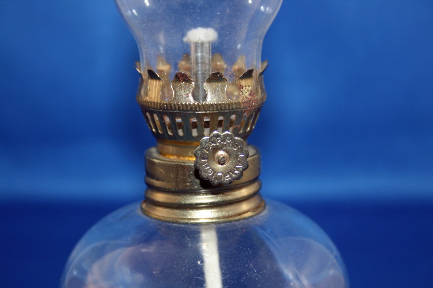 Vintage 8 inch Lamplight Farms 2 Oil Lamp Clear Glass Ball Shaped