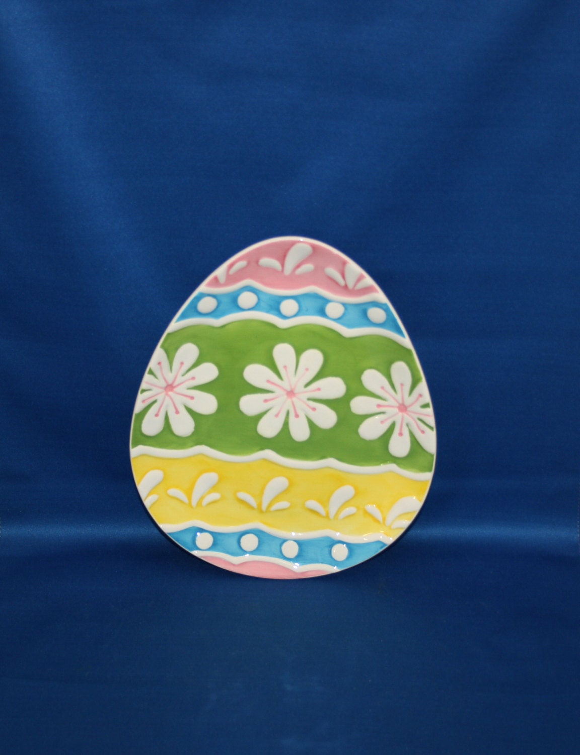 Vintage Easter Egg Shaped Ceramic Dessert or Gift Plate / Small Serving