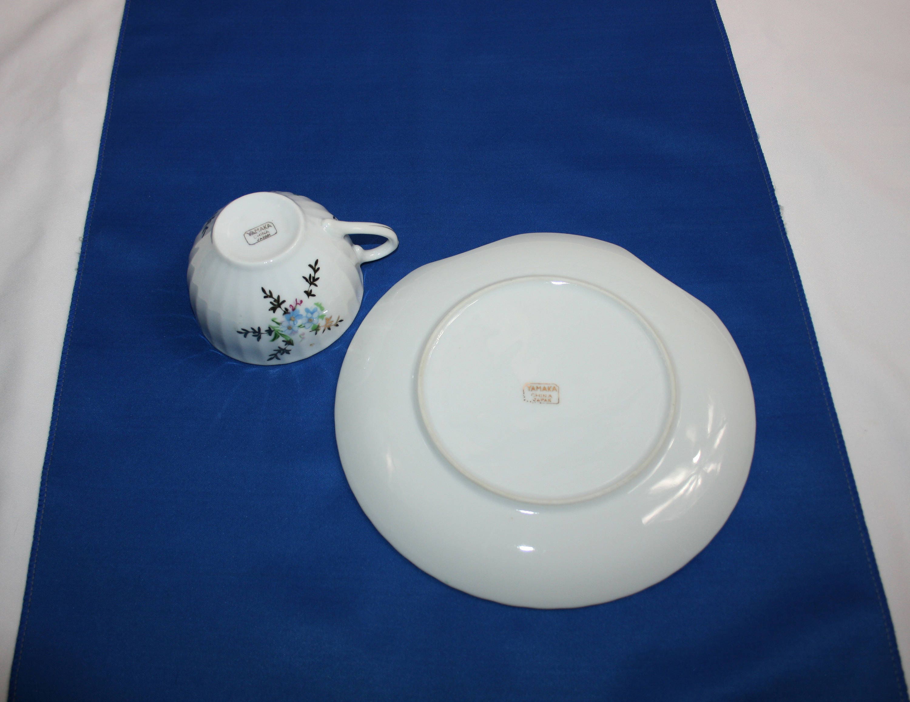 Vintage Yamaka Teacup and Saucer Blue Floral Spray and Gold Scallop