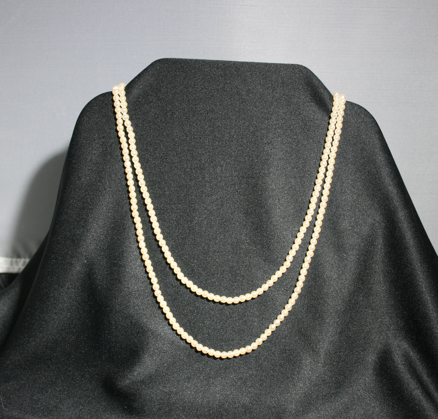 Vintage Small Pearl Bead Necklace 23 inch long strand of Pearl Beads
