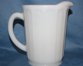 Vintage Hazel Atlas Milk Glass Syrup Pitcher Juice Creamer Milk Pitcher 1950’s Cream Pitcher Country Kitchen Homestead Farmhouse Shabby Chic