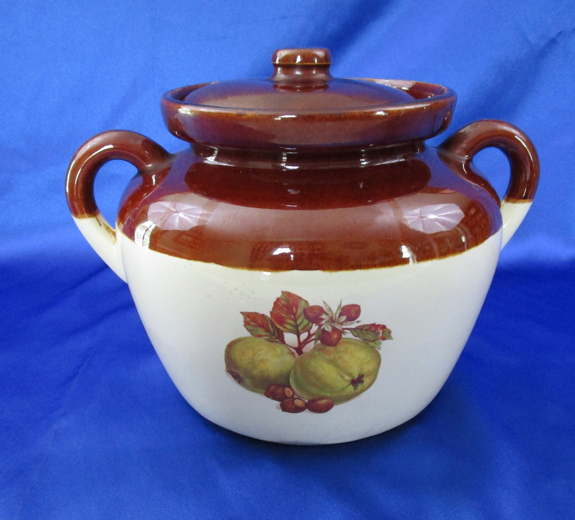 Vintage McCoy 2 Quart Stoneware Bean Pot with Original Lid Autumn