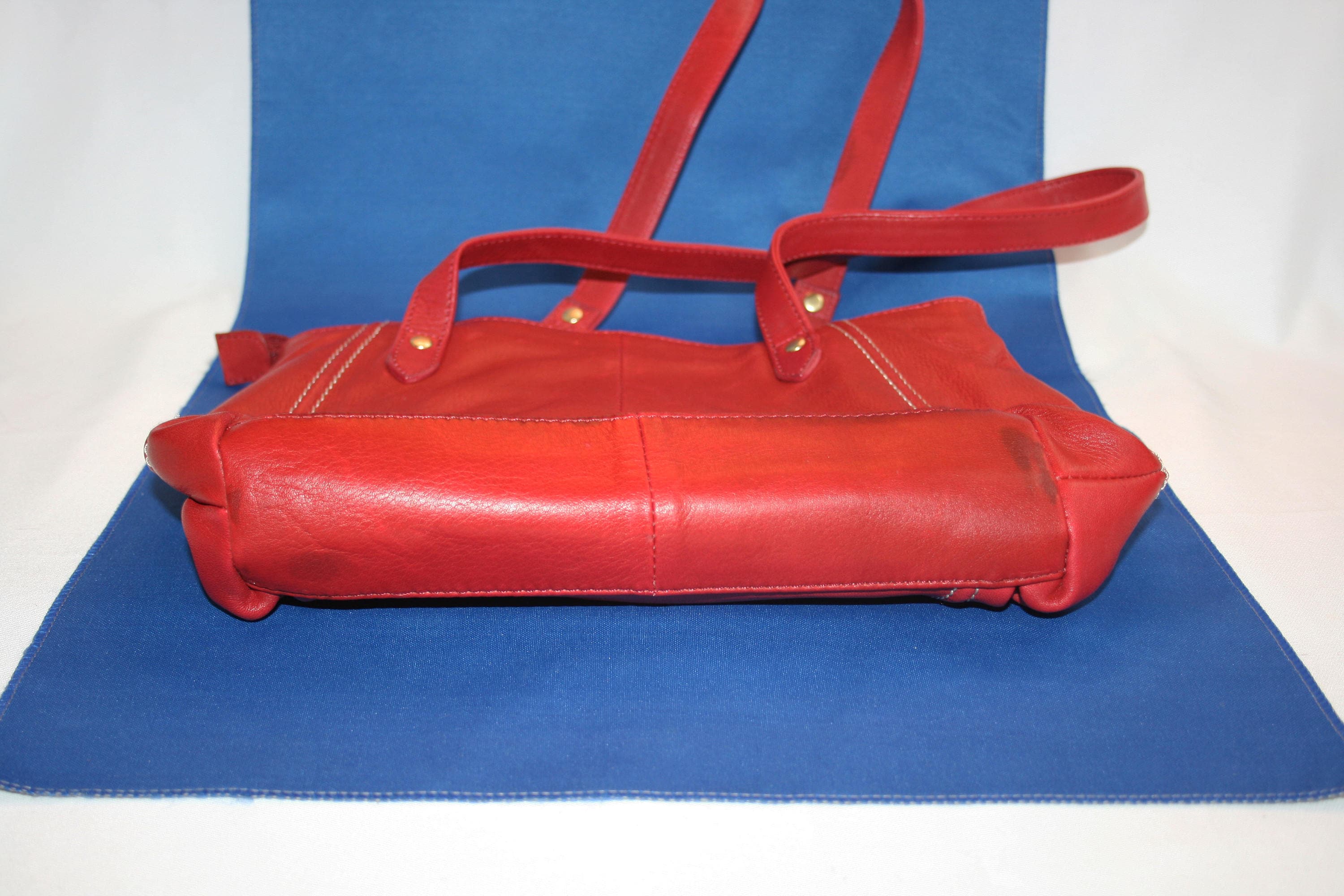 Vintage STONE MOUNTAIN Red Leather Purse Zipper Closure, Double