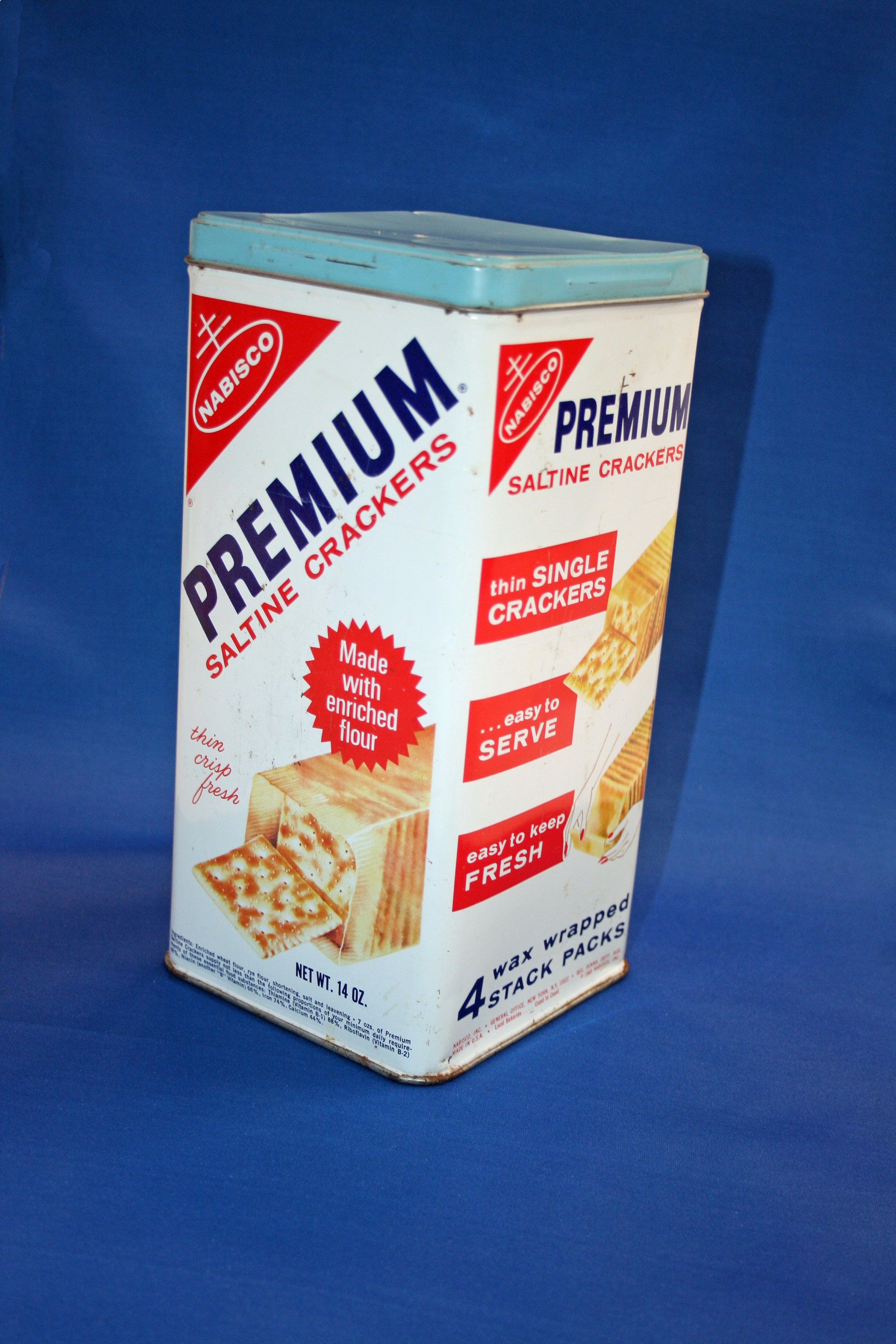 Vintage 1969 Nabisco Premium Saltine Crackers Tin Collector’s Tin