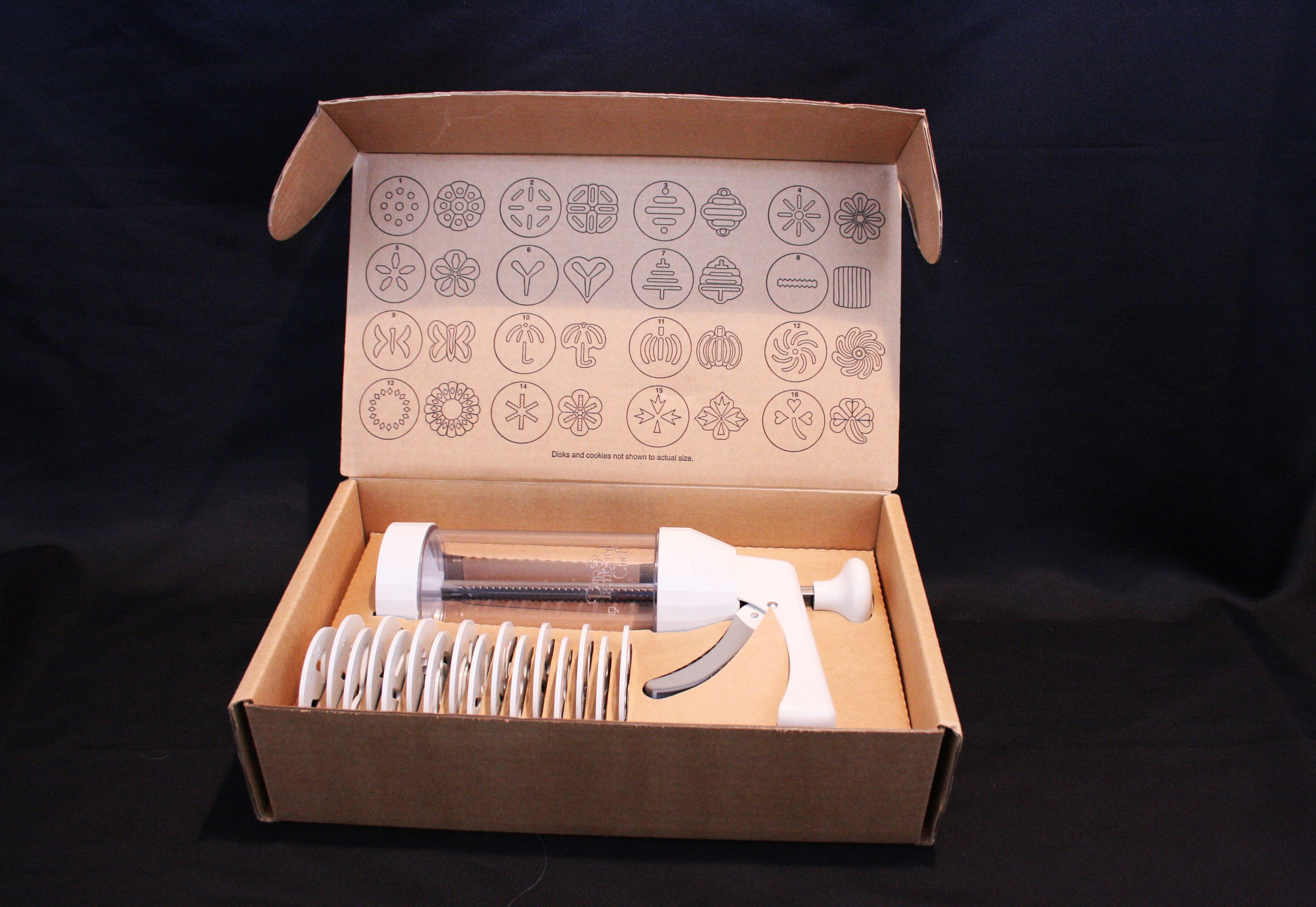 Vintage Pampered Chef Cookie Press with all 16 Mold Discs, model 1525