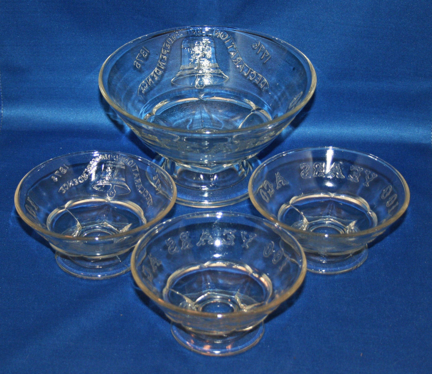 RARE Antique Adams Glass Co Liberty Bell Berry Bowl Set Made in the U.S