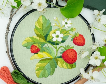 Motif de broderie botanique aux fraises pdf, broderie botanique, téléchargement numérique