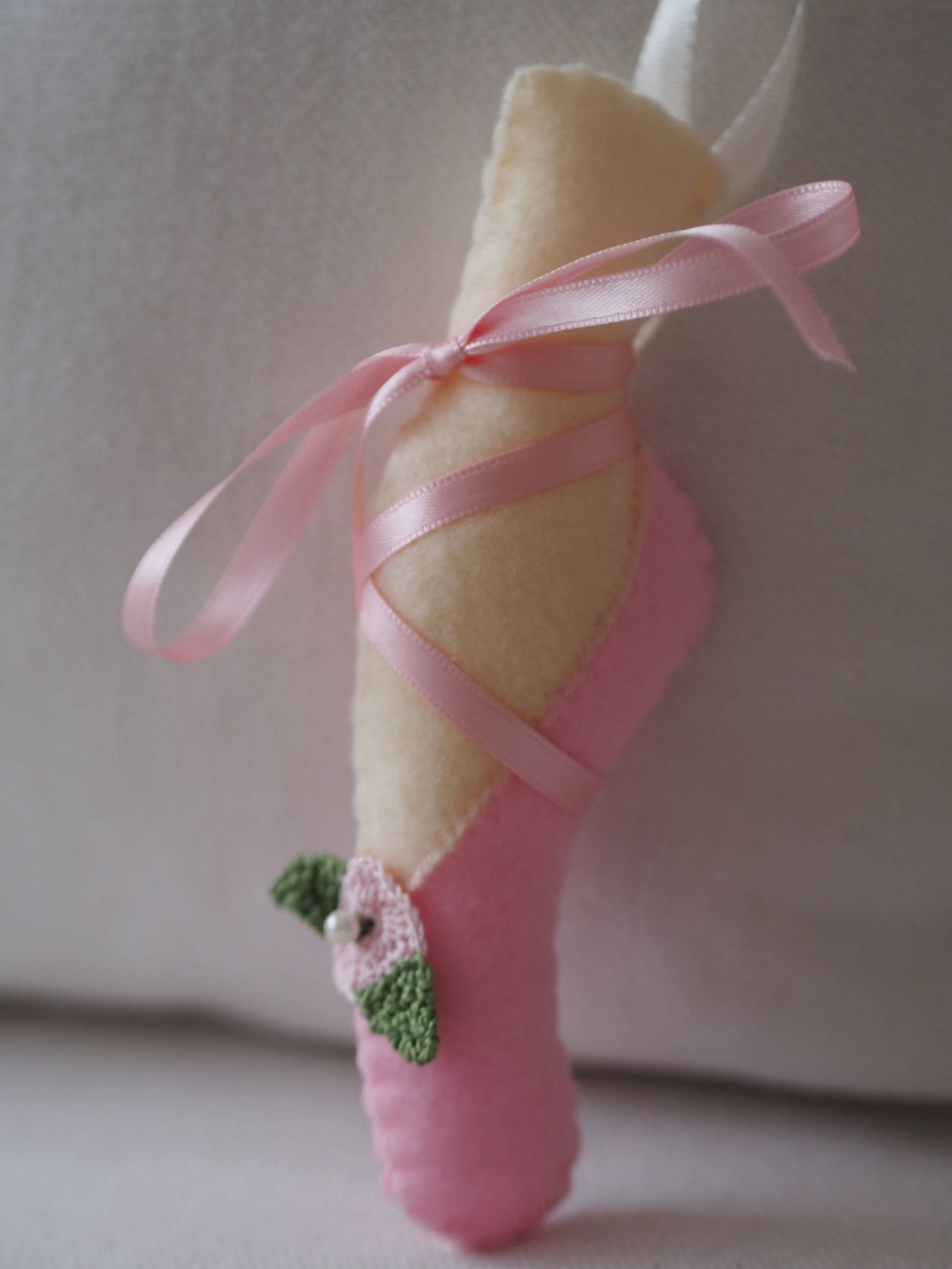 ballet shoe. pink felt. hand made.silk ribbons,crochet flower.party favor,ornament to a gift,cabinet,toy,pin cushion.valentine ballet shoe. pink felt. hand made.silk ribbons,crochet flower.party favor,ornament to a gift,cabinet,toy,pin cushion.valentine