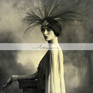 Printable Art Instant Download - Art Deco Flapper Dark Portrait Woman Photograph - Paper Crafts Scrapbooking Altered Art - 1920&#39;s Fashion