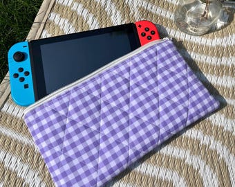 Estojo acolchoado artesanal com zíper para Nintendo Switch/2 - Presente para ela