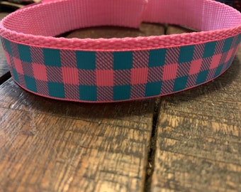 1" Pink and light blue plaid Collar