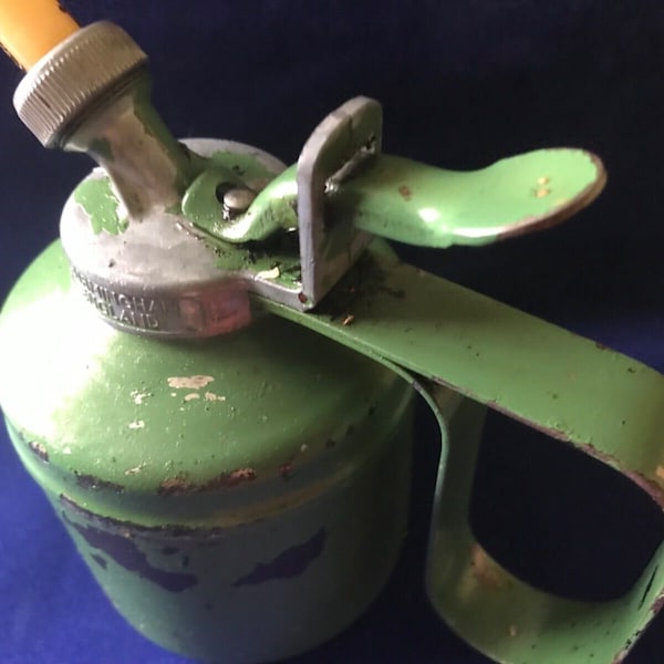 Green Wesco Oil Can