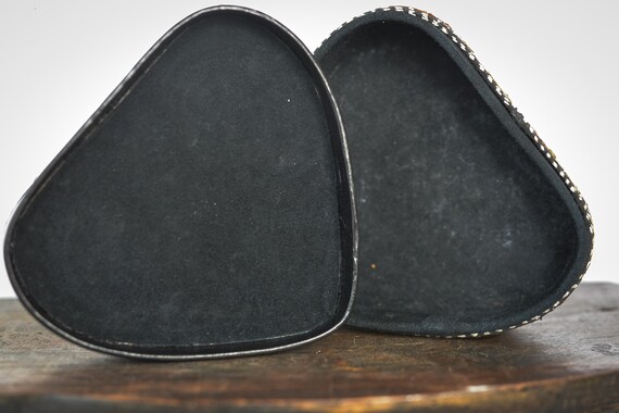 Vintage Heart Shaped Box - Leather Embroider Blac… - image 8