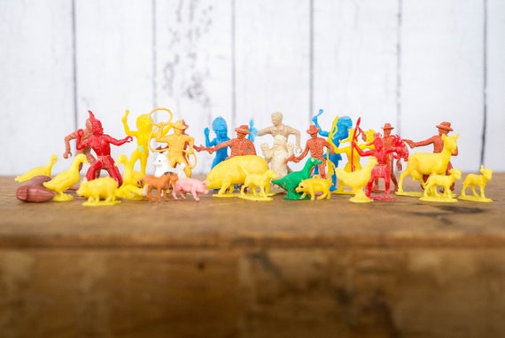 small play figures