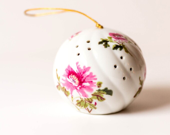 Vintage Potpourri Ball Ceramic Pomander Pink Flowers Shabby Chic Decor