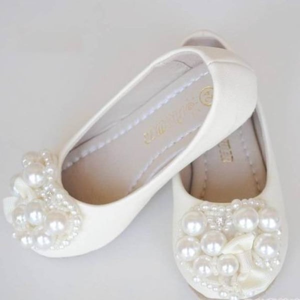 Ivory Flower Girl Shoes/ Toddler Girl Shoes/Pearl Party Shoes/Bow Girls Shoes mary jane shoes-Genuine Leather Shoes For Girls