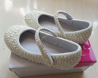 ivory pearl beads girls shoes custsom for littler girl bigger girl all size available for customize ivory youth shoes pearl baby girl shoes