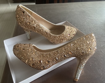Zapatos de mujer color champán, zapatos de mujer con diamantes de imitación dorados claros/champán, tacones altos con plataforma, personalizados en tacones con punta cerrada / punta abierta para mujer