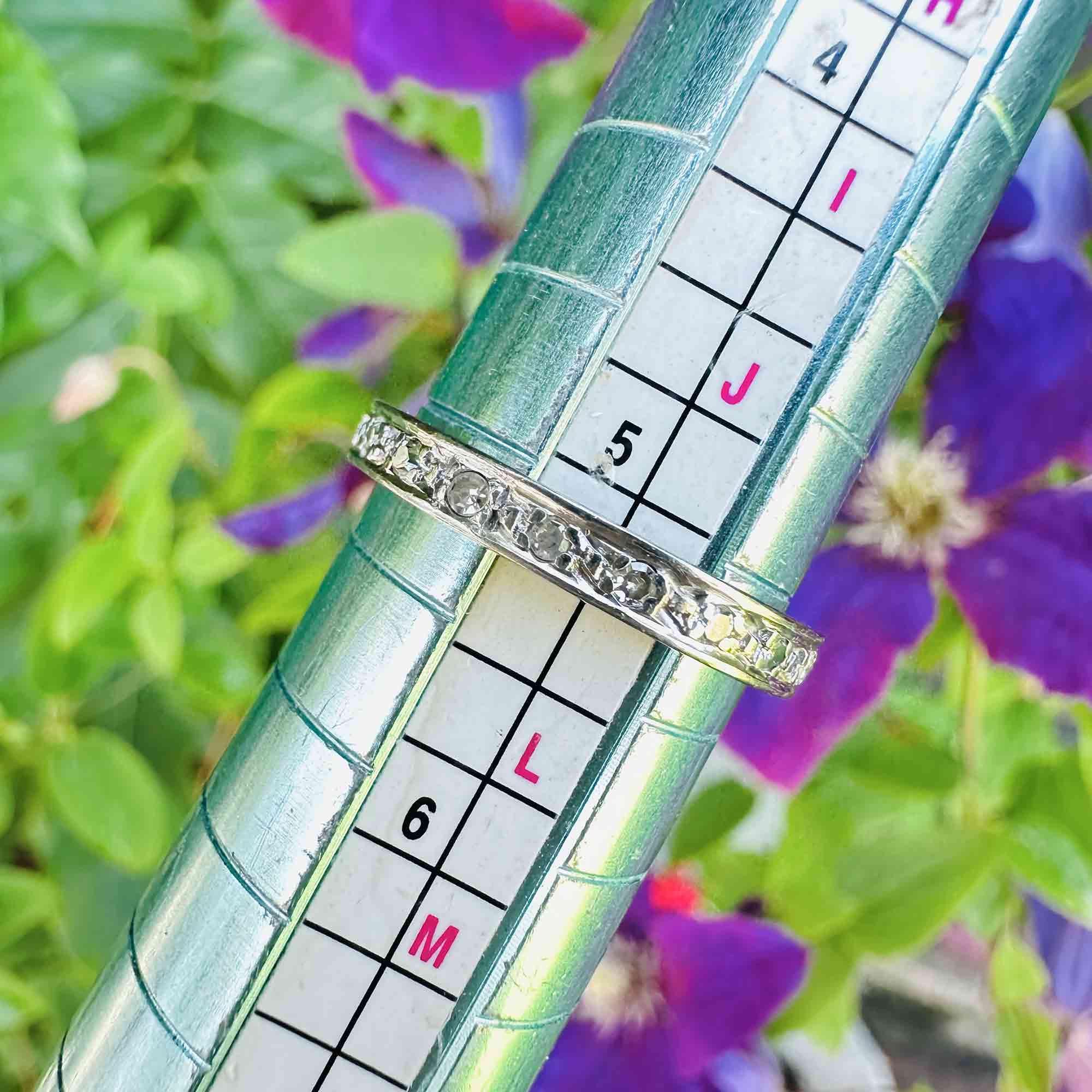 アールデコ ダイヤモンド エタニティ リング：18K ホワイトゴールド 