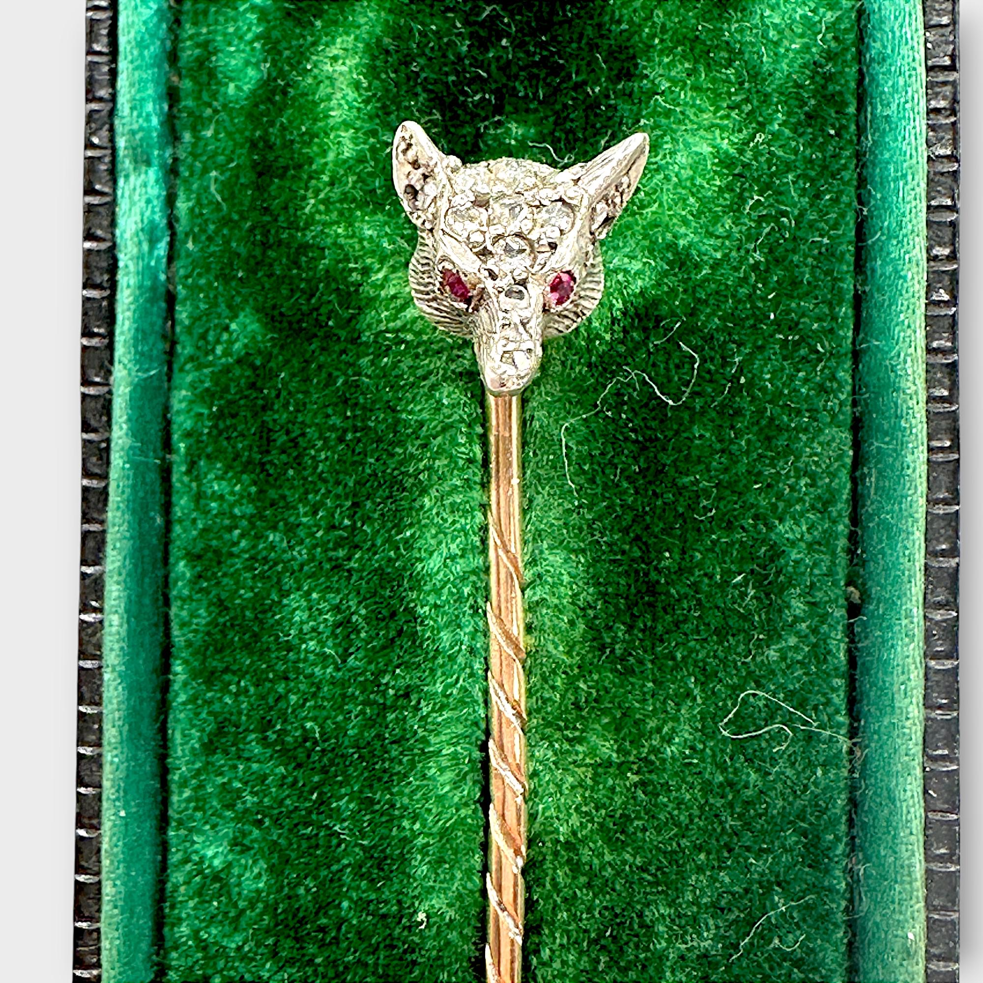 Épingle De Cravate (stick Pin) Antique En Or 18 Carats Tête De Renard Diamant Rose Cut - Époque Édouardienne