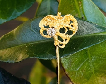 French Art Nouveau 18ct Gold & Diamond dragon, griffin stick, tie, cravat, lapel Pin C1905