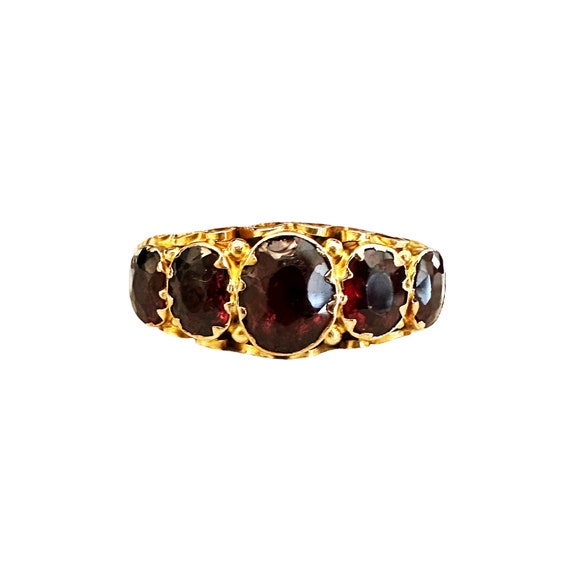 Victorian 9ct gold Garnet five stone ring, Circa … - image 1