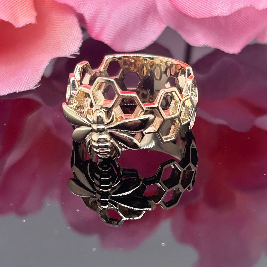 14k Solid Gold Bee Ring / Honey Bee Ring / Honey Comb Gold Ring / Gold