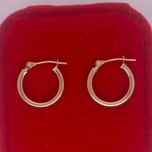 14K Solid Yellow Gold Round Hoop / Snap / Click Earrings, High Polish Finish 15mm Diameter