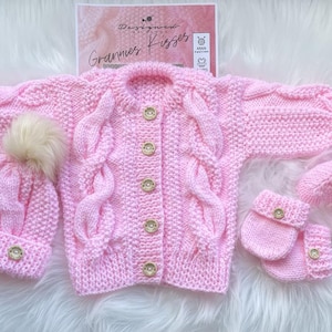 Grannies Kisses Aran Strickjacke & Mütze Strickmuster