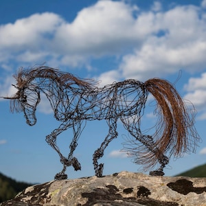 Unicorn Decor, Unicorn Sculpture, Birthday Gift, Metal Animal, Wire Horse, Unicorn Figurine, Metal Horse, Fantasy Art, Fantasy Unicorn