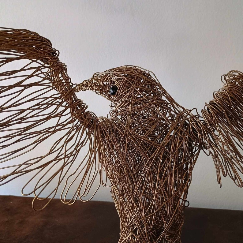 Crow Sculpture, Raven Sculpture, Wire Animal, Bird Figurine, Wire Sculpture, Bird Lover Gift, Animal Sculpture, Bird Collectible image 4
