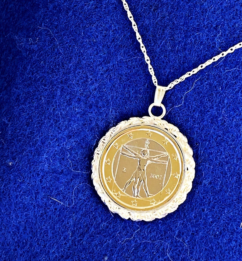 Italian 1 Euro Vitruvian Man Coin Necklace With Sterling Silver Roped Bezel image 1