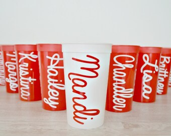 Personalized Bridesmaids Cups, Bachelorette Party Cups, Bridesmaid Gift, Bachelorette Party Favor, 22oz Party Cups, Personalized Bridesmaids