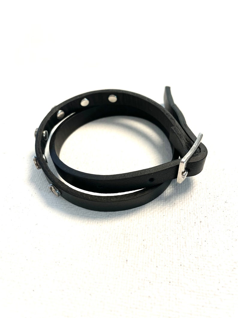 Choker necklace / bracelet 2 turns in black leather MEKA image 2