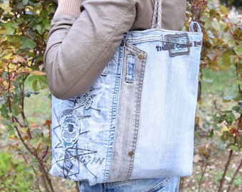 Denim handbag, Recycled Boho Jeans purse, Shoulder Bag, Denim tote, casual handbag, Crossbody purse, cotton lining + inside pocket,