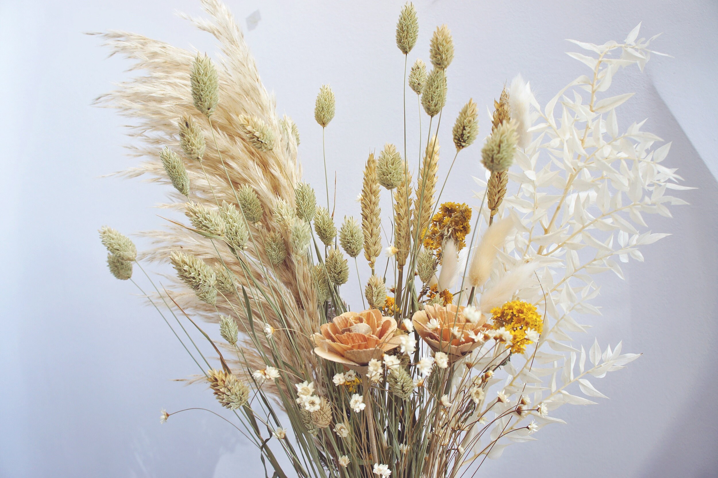 Herbe Séchée de Pampas, avec Phalaris et Rose en Bois Faite Main, Arrangement Normal Fleur Séchée, D