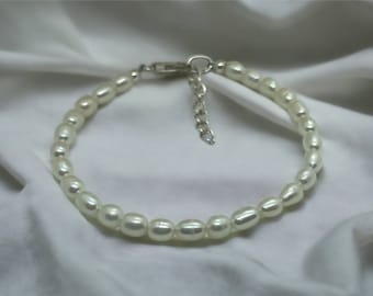 Delicada pulsera de perlas de arroz cultivadas de 4 mm, plata de ley, pulsera nupcial, regalo de niña de flores, regalo nupcial de fiesta de bodas.