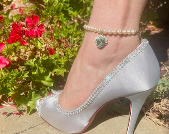 Something Blue for the Bride.  Swarovski Pearl Anklet with Gold Aquamarine Heart Charm. Bridal Gift from Mom, Bridal Ankle Bracelet.